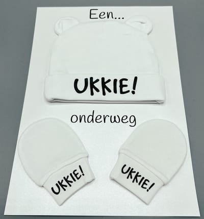 kraamcadeau brievenbus - baby muts - baby handschoenen - rechtstreekse verzending - geboorte