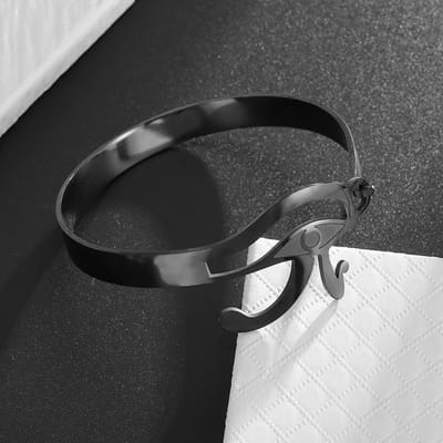 Bracelet Ouvert Œil d'Horus en Acier Titane Européen et Américain Vente Chaude Combinaison Bague Ouverte Matériau Acier Inoxydable black