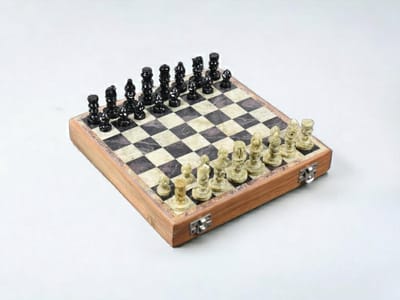 Schaakset Steen - Schaakbord Handgemaakt - Tafelspel Spelen - Handgesneden Stukken - 20x20 cm - Bruin
