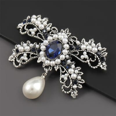 Legering Strass Ingelegd Parel Strik Broche Meisje Schattige Pin Retro Pop Corsage Accessoires gray