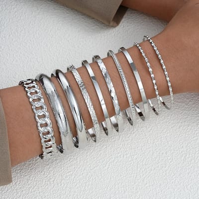 10-delige set, Retro persoonlijkheid, modieus temperament, overdreven combinatie, breed gezicht armbandenset high-end sieraden. 10pcs zilver