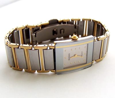 Rose gouden kruis met zirkonia