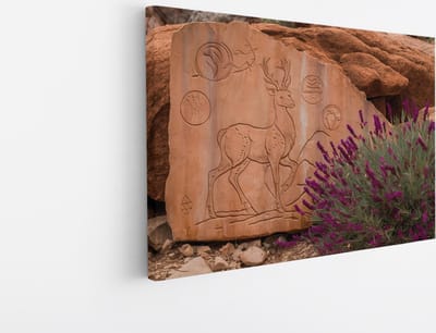 Saammp Canvas Schilderij - Lavendel naast Paleolithische kunst - Landschap - Natuur - 45x30 - Foto op canvas - Wanddecoratie - Muurdecoratie Woonkamer - Slaapkamer decoratie - Canvas Print
