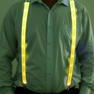 Feestartikelen Bretels met Vlinderdas LED-verlichting Dameshangers voor Heren Bruiloftsfeestaccessoires Glow-in-the-dark SD01