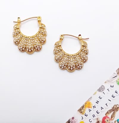 Jeannette-Creatief® - Beach - Pearly Golden Earrings RVS Waaier - Oorringen Faux Pearl RVS - Oorbellen Dames - Oorringen Dames - Oorringen - Oorbellen - FauxPearls - Imitatieparels - Sieraden - Oorbellen Waaier