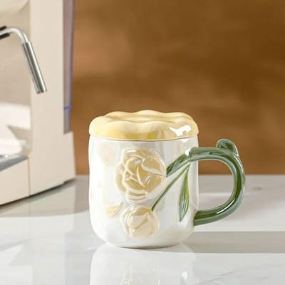 Keramische Mok Creatief Roos Reliëf Patroon Koffiekop met Deksel Verjaardagscadeaus Ontbijt Melk Mokken Thuis Kantoor Slaapzaal Waterbekers 420ML brown