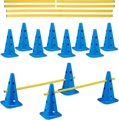 Pionnen met gaten - 18-delig - agility - 12 pylonnen - 6 stokken - voetbal