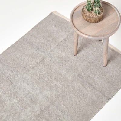 Homescapes lichtgrijs chenille vloerkleed met natuurlijke rand van 100% katoen, 45 x 70 cm