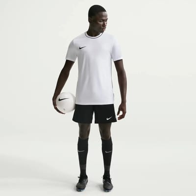Korte Nike Strike