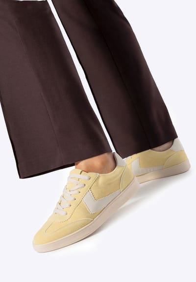 Wittchen Suède Sneakers voor Dames met Contrasterende Eco-Lederen Inzetstukken