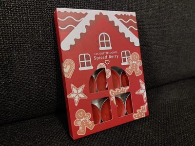 Kerst Geurtheelichtjes - Spiced Berry - 12 stuks Kerst Geurkaarsjes - Kerstkaarsjes Spiced Berry