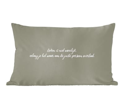 Sierkussens - Kussentjes Woonkamer - 60x40 cm - Spreuken - Quotes - Koken is niet moeilijk - Koken - humor