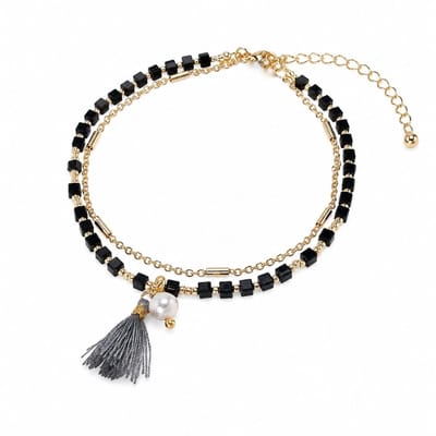 Engravia by Derya – Dubbele Armband – Roestvrij Staal & Zwarte Kralen – Elegant Gelaagd Design met Kwastdetail – Cadeau voor Vrouwen
