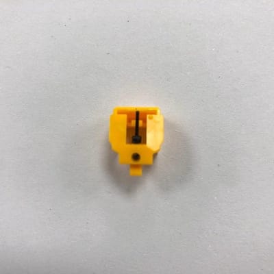 Platennaald - Naald platenspeler - Muziek luisteren - Conische naald - 03 x 07 mm - Oranje