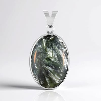 Cavill - Serafiniet Hanger - 925 Sterling Zilver Rhodium - 40 Karaat Oval Cabochon - Elegante Natuurlijke Groene Edelsteen - Casual & Formeel