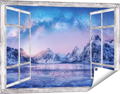 Gards Tuinposter Doorkijk Melkweg bij de Besneeuwde bergen - 90x60 cm - Tuindoek - Tuindecoratie - Wanddecoratie buiten - Tuinschilderij
