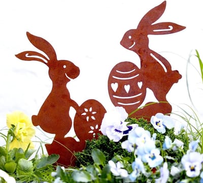 Paasdecoratie Konijnen - Tuinstekers Paar - Tuin Aankleden - Roestdecoratie Design - ca. 13 x 25 cm - Roestbruin