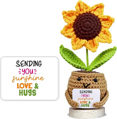 Gelukspoppetjes - Haakpakket - Geel - Zonnebloem Motief - Inclusief Haaknaald - Voor Creatieve Hobbyisten