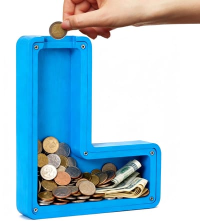 Dailygoods- Spaarpot Transparant - Grote Letters - Onbreekbaar Hout - Creatief Cadeau - Verantwoordelijkheid - Financiële Autonomie - Geldcassette