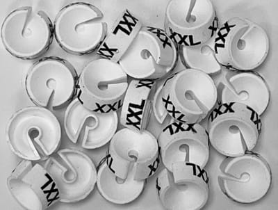 Bleijenberg Maatdopje maat XXL wit - Maataanduiding voor kledinghangers per 25 stuks - Maatringetje Ø 20 mm - Kledinghangers - Kleerhanger - Kapstok - Mark-Brics - wisersizer