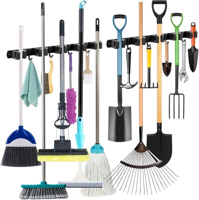 Famanu – Bezemhouder set van 2 – Zelfklevend of boren, 5 houders en 4 haken, flexibel voor elke ondergrond – Voor keuken, badkamer, garage en tuin