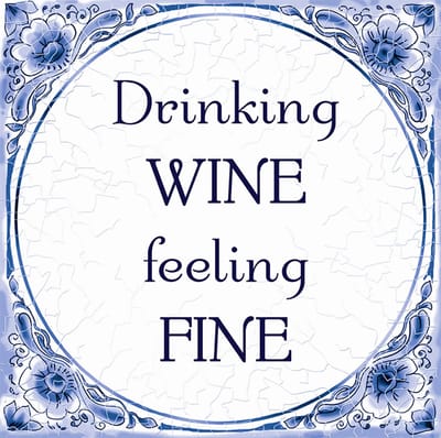 Spreukentegeltje | Tekst: Wine | Kleur: Delftsblauw