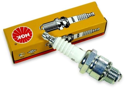 Bougie NGK DCPR6E