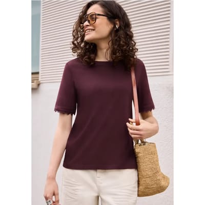 Shirt met gehaakte details op de mouwen