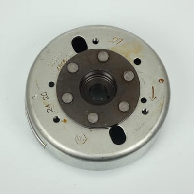 Stator rotor d allumage origine pour Scooter Aprilia 50 SR Motard 82798R Neuf
