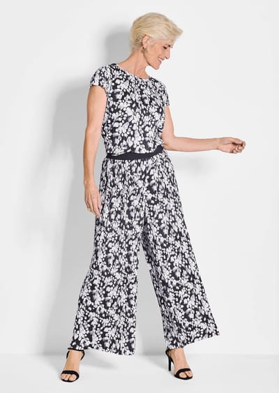 Plissébroek VERA met bloemenprint - marine / wit / gebloemd - Gr. 19 van Goldner Fashion