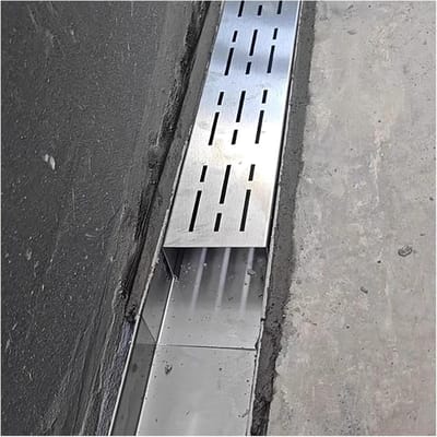 Afwateringsgoot RVS - Watergoot Deksel - Terras Ontwatering - Hoog Draagvermogen - 7 cm Breed - Zilverkleurig
