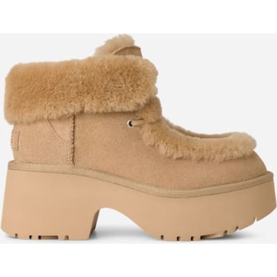 UGG® Classic Esmee Lace Up-laars in Brown, Maat 40, Suede