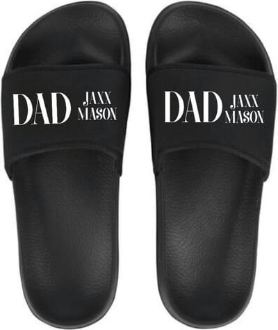 Cadeau voor vader - Slippers heren - met kinder naam of namen - Cadeau voor Papa Vaderdag Kerst Sinterklaas - Persoonlijke slippers met naam of namen kind - Slippers Papa - Zwart - Heren - Maat 39/40
