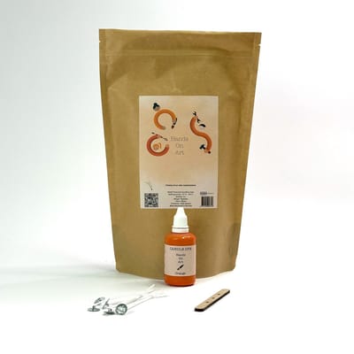 MGM Trading® - Hands On Art - Basis kaarsen maak pakket - Hobby - 1,25kg kaarsvet - 1 oranje candle dye 50ml - Set