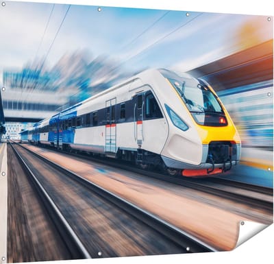 Gards Tuinposter Trein bij het Station - 150x120 cm - Tuindoek - Tuindecoratie - Wanddecoratie buiten - Tuinschilderij