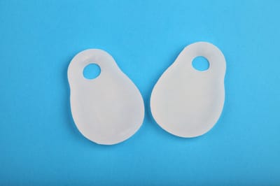 Hallux Valgus Beschermer - pijnklachten - voeten - hallux - knobbel - tenen