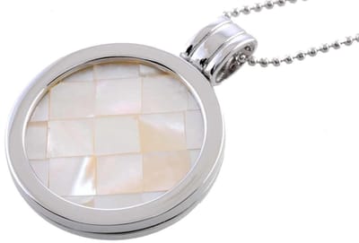 Behave - Lange muntenketting met schelp - Zilverkleurige ketting met beige en creme details