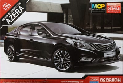 Academy Modelbouwpakket Militaire voertuigen - 15121 Hyundai Azera Grandeur 2013 - Premium-Tech Sportieve Sedan - Auto Plastic - 1:24 - Modelbouw