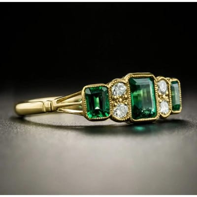 Huitan Vintage Groen /Wit CZ Luxe Damesringen Geometrisch Gevormd Goudkleur Edele Damesring voor Feest Chique Sieraden Nieuw 10