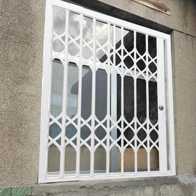 Raamrooster met slot - Vensterbeveiliging - Huis beveiligen - Opvouwbaar aluminium - 84 x 1016 cm - Antraciet