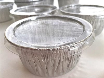 Aluminium Folie Cupcakes - Wegwerp Bakjes - Bakken En Serveren - Vetbestendig Materiaal - 100 Stuks 4oz - Zilver