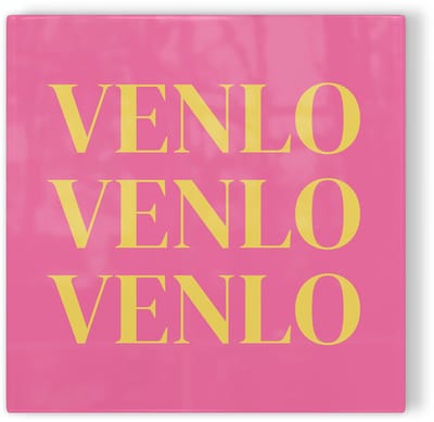 Tegeltje Venlo - roze geel - tegeltje stad - tegeltje met tekst