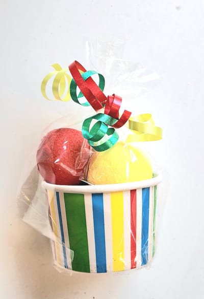 10 stuks spekbol ijsjes carnaval in kartonnen bekertje vastelaovond spekbollen spekken