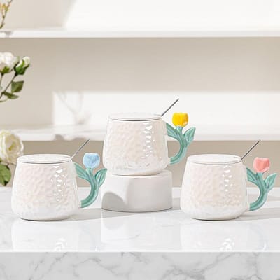 Galvanische Kleine Bloemenhandvat Mok met Deksel Grote Capaciteit Keramische Beker Huishoudelijk Set Openingscadeau Waterbeker Student 400ML white