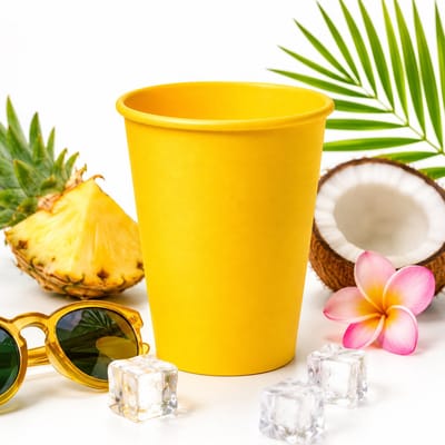 ECO Kartonnen drinkbekers 8oz 240ml geel - 100 Stuks - wegwerp papieren bekers karton zomerse kleuren – drank bekers – drinkbekers- koffie beker – wegwerpbeker – Warme en Koude Dranken - milieuvriendelijk