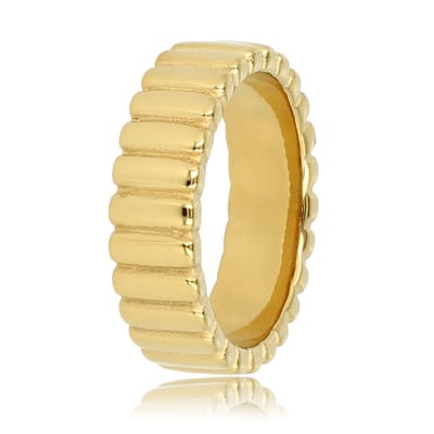 My Bendel - Goudkleurige Ring met Ribbels - Eigentijds en Stijlvol Ontwerp - met Luxe Cadeauverpakking | Sieraden Voor Dames | Maat 16.00 Mm / Maat 50