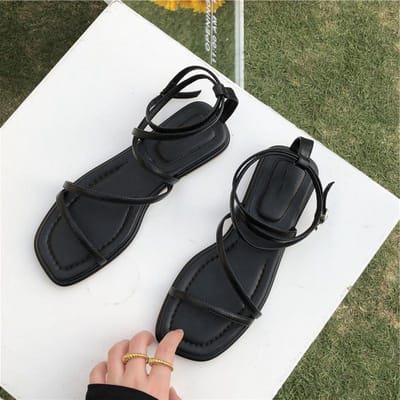 Herfst Nieuwe Mode Dames Sandalen Platte Hak Smalle Band Achterband Zomer Gladiator Schoenen Dames Casual Zomer Strand Slippers 39 black