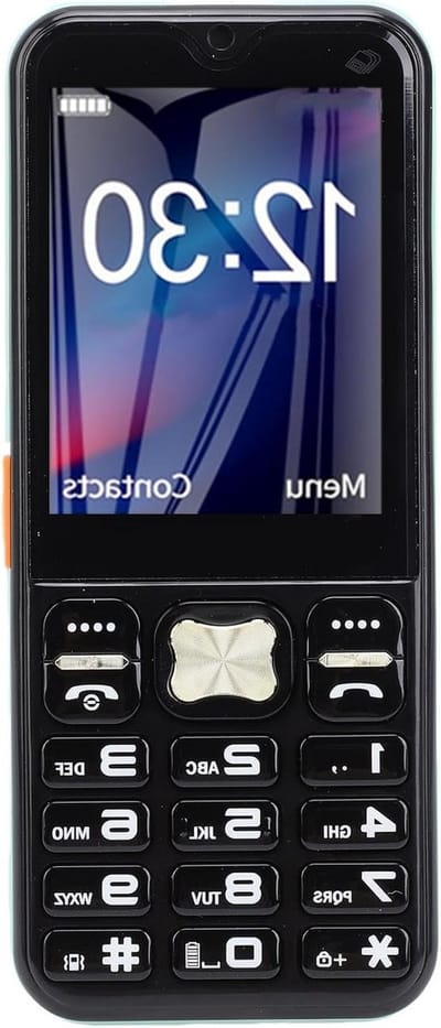Basis Mobiele Telefoon met HD Scherm, 3600mAh Batterij, 3 SIM Kaarten en FM Radio, Perfect voor Dagelijks Gebruik