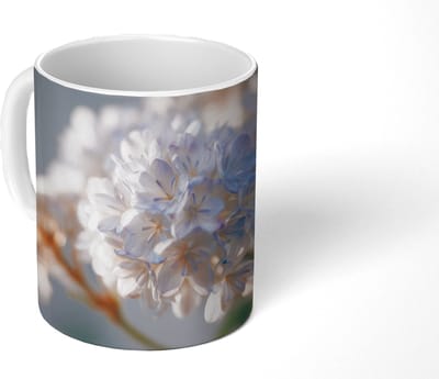 Mok - Koffiemok - Bloemen - Lichtblauw - Wazig - Trosje - Mokken - 350 ML - Beker - Koffiemokken - Theemok