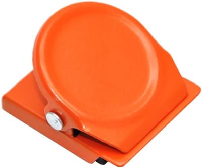 Sterke oranje magnetische clip voor whiteboards, krasbestendig en multifunctioneel voor school, keuken en kantoor